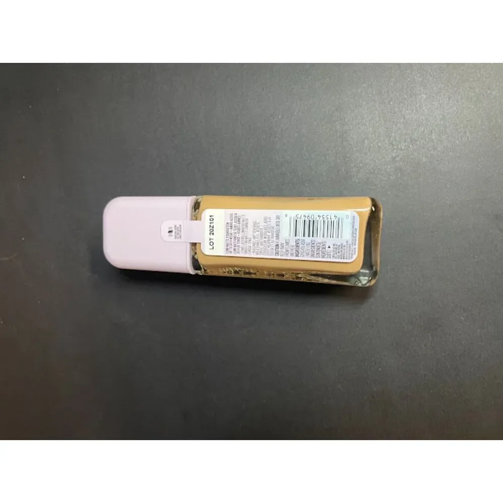 Maybelline New York Super Stay Lumi-Matte Liquid Foundation 220 1 oz